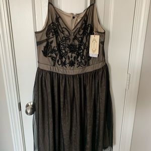 Joyfolie Dress